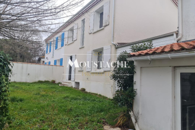 Bien à vendre à ST GEORGES DE DIDONNE Saint-Fort-sur-Gironde - 10 pièces - 300 m² 