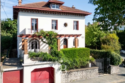 Maison à vendre à BAYONNE  - 10 pièces - 300 m² 