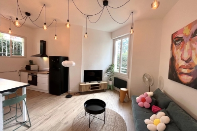 Appartement &agrave; louer &agrave; ANTIBES  - 2 pi&egrave;ces - 41 m&sup2; 