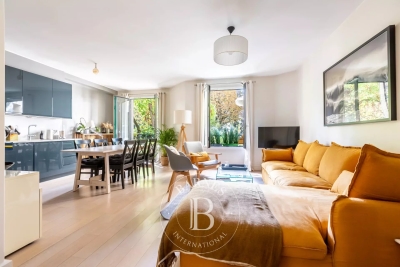 Appartement à vendre à NEUILLY SUR SEINE  - 4 pièces - 103 m² 