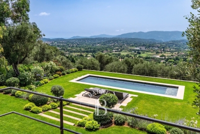 Maison à vendre piscine chauffage sol alpes maritimes 