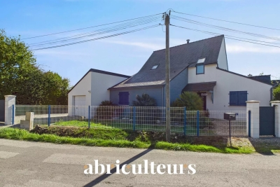 Maison à vendre à ETEL  - 6 pièces - 200 m² 