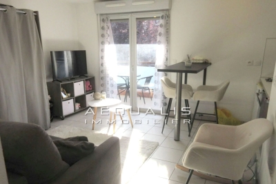 Apartment for sale in ST-LAURENT-DU-VAR  - 1 rooms - 18 m² 