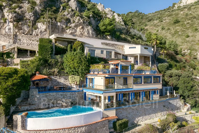 Maison à vendre à EZE  - 7 pièces - 178 m² 