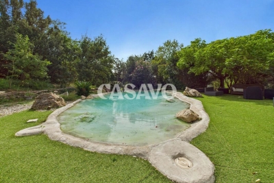 Maison à vendre à MARSEILLE 11EME Barry-Camas - 10 pièces - 376 m² 