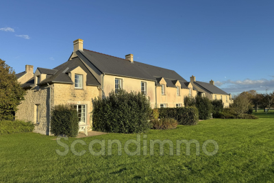 House for sale in PORT EN BESSIN HUPPAIN  - 4 rooms - 73 m² 