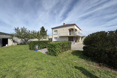 Maison à vendre villa quartier chic ville la grand 