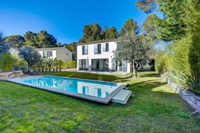 Maison à vendre à AIX-EN-PROVENCE Nord - 5 pièces - 173 m² 