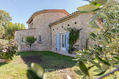 Maison &agrave; vendre &agrave; FAYENCE  - 6 pi&egrave;ces - 149 m&sup2; 