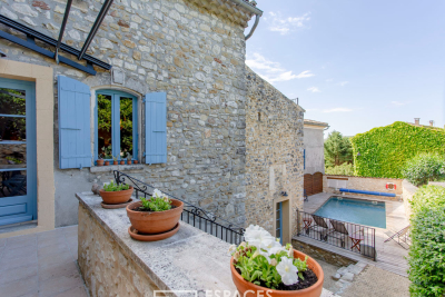 Maison à vendre belle vue piscine gard 