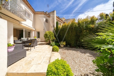 Maison à vendre à CANNES  - 5 pièces - 122 m² 