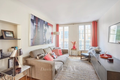 Appartement à vendre à PARIS 8EME Champs Elysees 1 - 3 pièces - 61 m² 