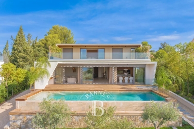 Maison &agrave; vendre &agrave; ST-RAPHAËL Peyron-Saint Sebastien - 7 pi&egrave;ces - 280 m&sup2; 