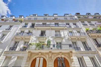 Appartement à vendre à PARIS 15EME Palais Royal - 3 pièces - 69 m² 