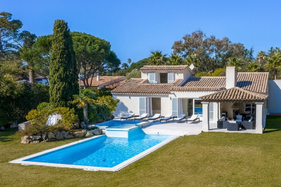 House for sale in ST-TROPEZ  - 7 rooms - 210 m² 
