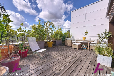 Appartement à vendre à BRUGES Saint-Pardon-de-Conques - 5 pièces - 140 m² 