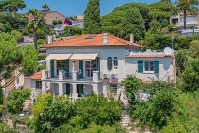 Maison &agrave; vendre &agrave; CANNES  - 8 pi&egrave;ces - 194 m&sup2; 