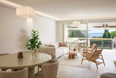 Appartement à vendre à CANNES Port Vauban - 4 pièces - 101 m² 