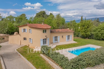 Maison à vendre à CALLIAN  - 6 pièces - 225 m² 