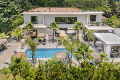 Maison &agrave; vendre &agrave; MOUGINS   - 305 m&sup2; 