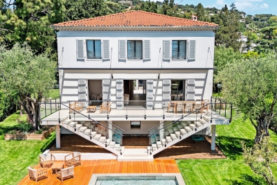House for sale in CANNES  - 8 rooms - 255 m² 