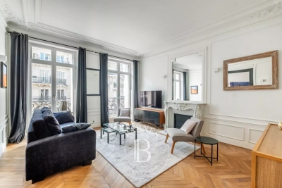 Appartement à vendre à PARIS 6EME Saint-Vincent de Paul 5 - 3 pièces - 83 m² 