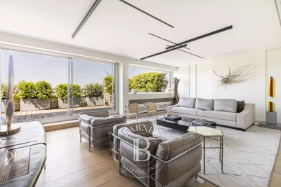 Apartment for sale in PARIS 16EME Les Archives 1 - 3 rooms - 115 m² 