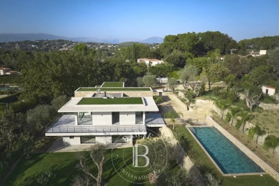 Maison à vendre appartement terrasse le village valbonne 