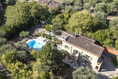 Maison à vendre à GRASSE  - 5 pièces - 194 m² 
