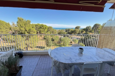 Appartement à louer à CAGNES-SUR-MER  - 3 pièces - 93 m² 