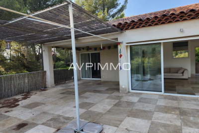 Appartement à vendre à LE CASTELLET  - 4 pièces - 88 m² 