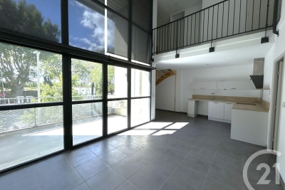 Appartement à louer à ARLES Barnoins-Village - 4 pièces - 82 m² 
