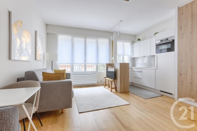 Appartement à louer à PARIS 16EME Ecole Militaire 3 - 1 pièces - 29 m² 