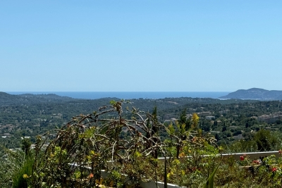 Appartement à vendre à GRASSE  - 3 pièces - 80 m² 