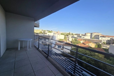 Appartement &agrave; vendre appartement studio les pins 