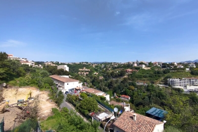 Appartement à vendre à NICE Comte de Falicon - 2 pièces - 41 m² 