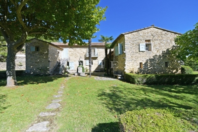 Maison &agrave; vendre &agrave; OPPÈDE  - 8 pi&egrave;ces - 180 m&sup2; 