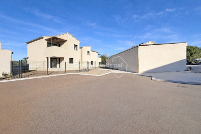 Appartement &agrave; vendre &agrave; TAILLADES  - 4 pi&egrave;ces - 82 m&sup2; 