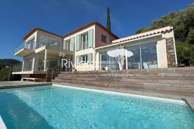 Maison à vendre à LA CROIX-VALMER  - 7 pièces - 200 m² 