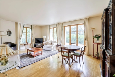 Appartement &agrave; vendre &agrave; ST CLOUD  - 4 pi&egrave;ces - 107 m&sup2; 