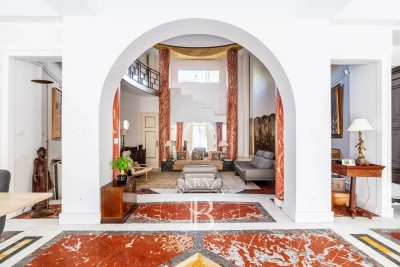 House for sale in PARIS 16EME Porte Saint-Martin - 12 rooms - 396 m² 