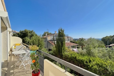 Appartement à vendre à ST-AYGULF  - 3 pièces - 74 m² 