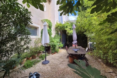 Maison à vendre à MAILLANE   - 130 m² 