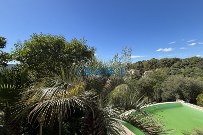 Maison à vendre à HYÈRES Frejus Plage 2 - 13 pièces - 325 m² 