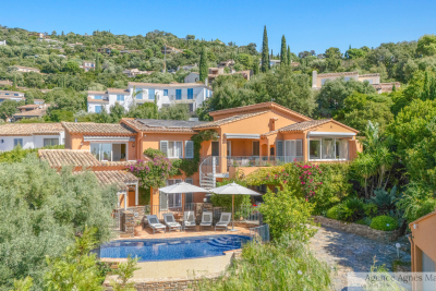 Maison &agrave; vendre &agrave; Le Lavandou  - 8 pi&egrave;ces 217 m&sup2; 