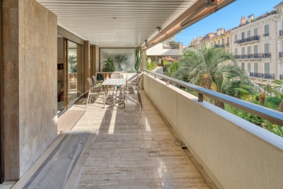Appartement à vendre à CANNES Belvédère - 3 pièces - 85 m² 