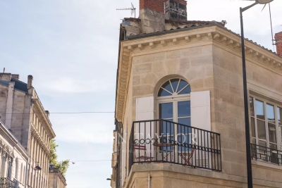 Maison à vendre à BORDEAUX  - 7 pièces - 217 m² 