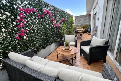 Appartement à vendre immeuble les pins