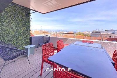 Apartment for sale in ANTIBES  - 6 rooms - 220 m&sup2; 