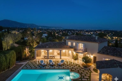 Maison &agrave; vendre &agrave; VALBONNE  - 9 pi&egrave;ces - 442 m&sup2; 